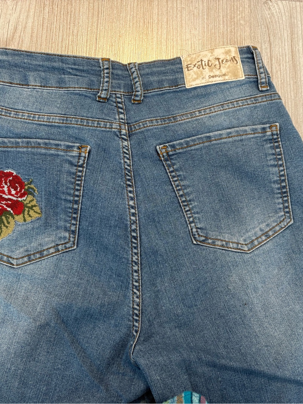 Desigual Blue Denim Jeans with Red Rose Embroidery - Picture 2 of 3